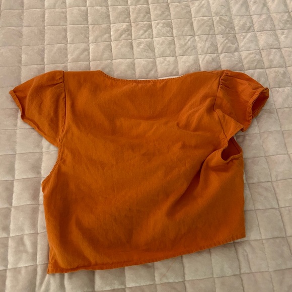 Top - Picture 2 of 2